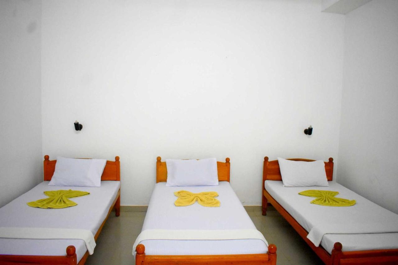Cosy Hotel & Restaurant 자프나 외부 사진